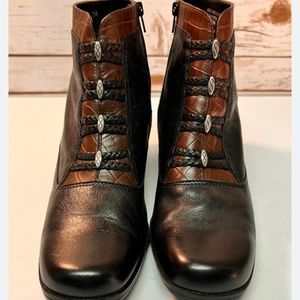 Used in great condition ankle boots